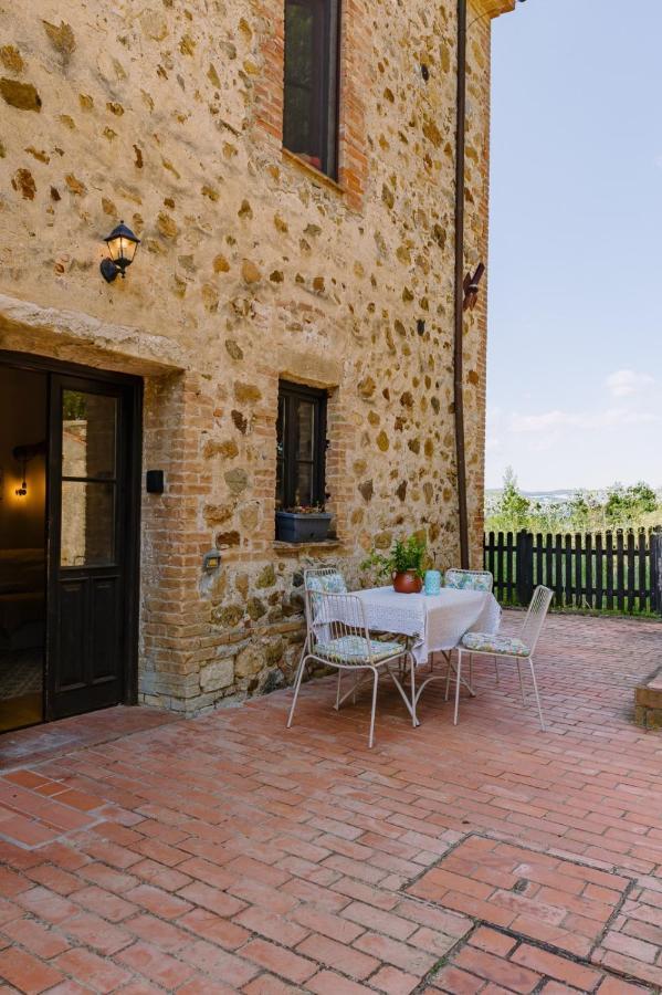 Ferienwohnung Maison Violapo Al Castello Monte Antico Exterior foto